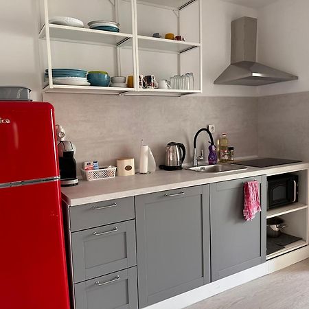 Beach Apartment - 50M From The Beach With Free Parking Biograd Na Moru Luaran gambar