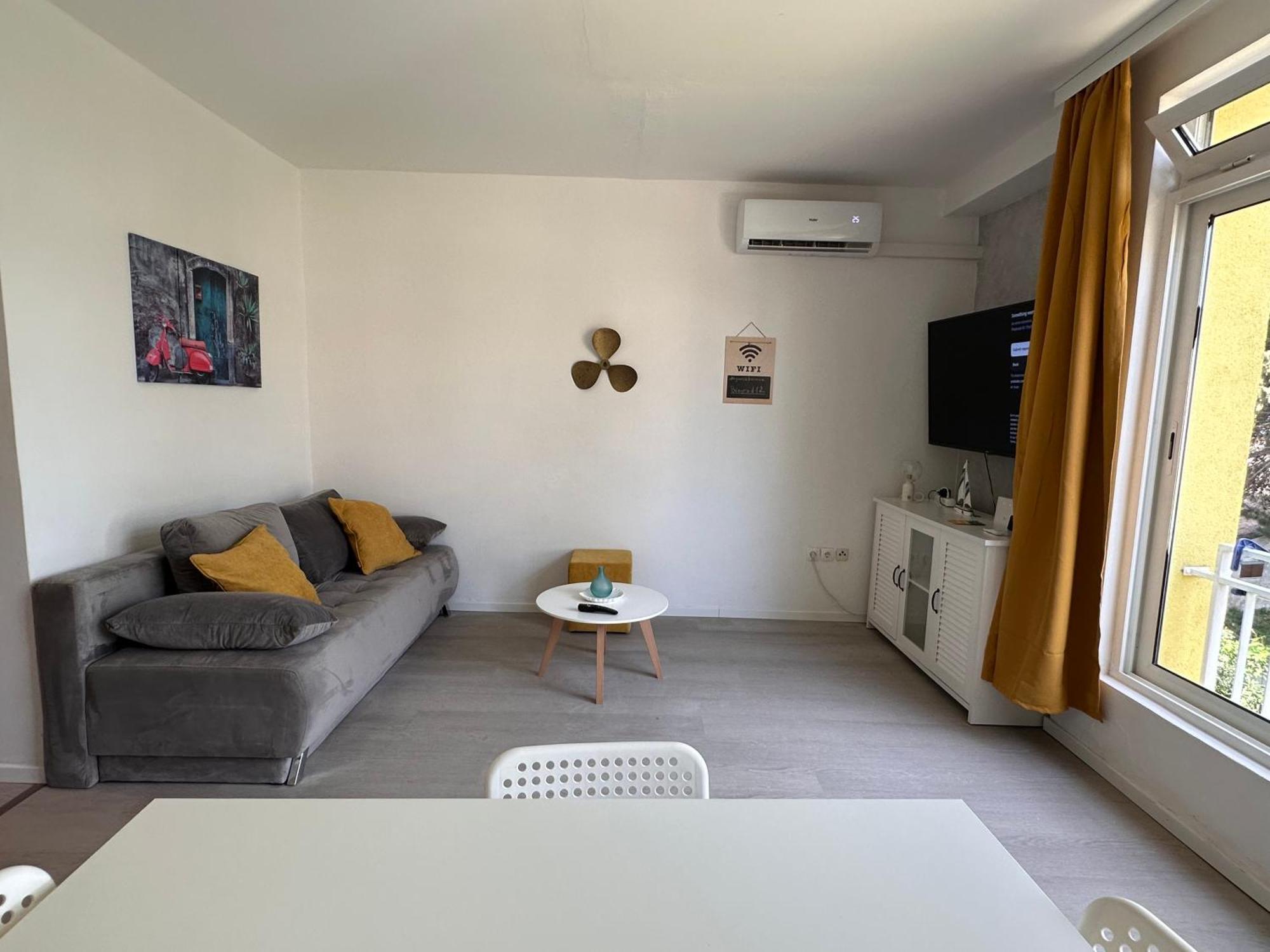 Beach Apartment - 50M From The Beach With Free Parking Biograd Na Moru Luaran gambar
